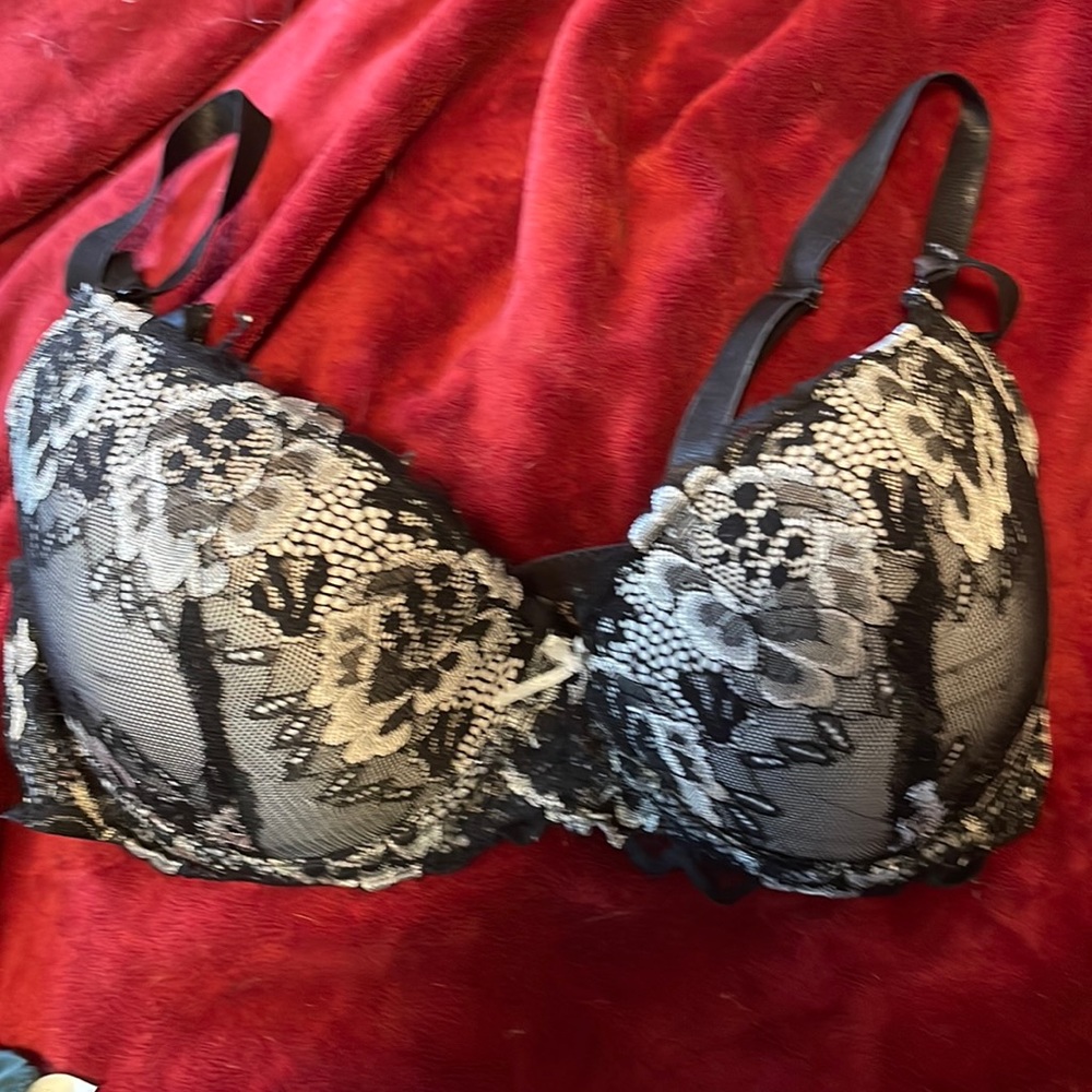 Bra lace